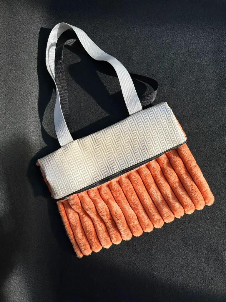ApricotPop